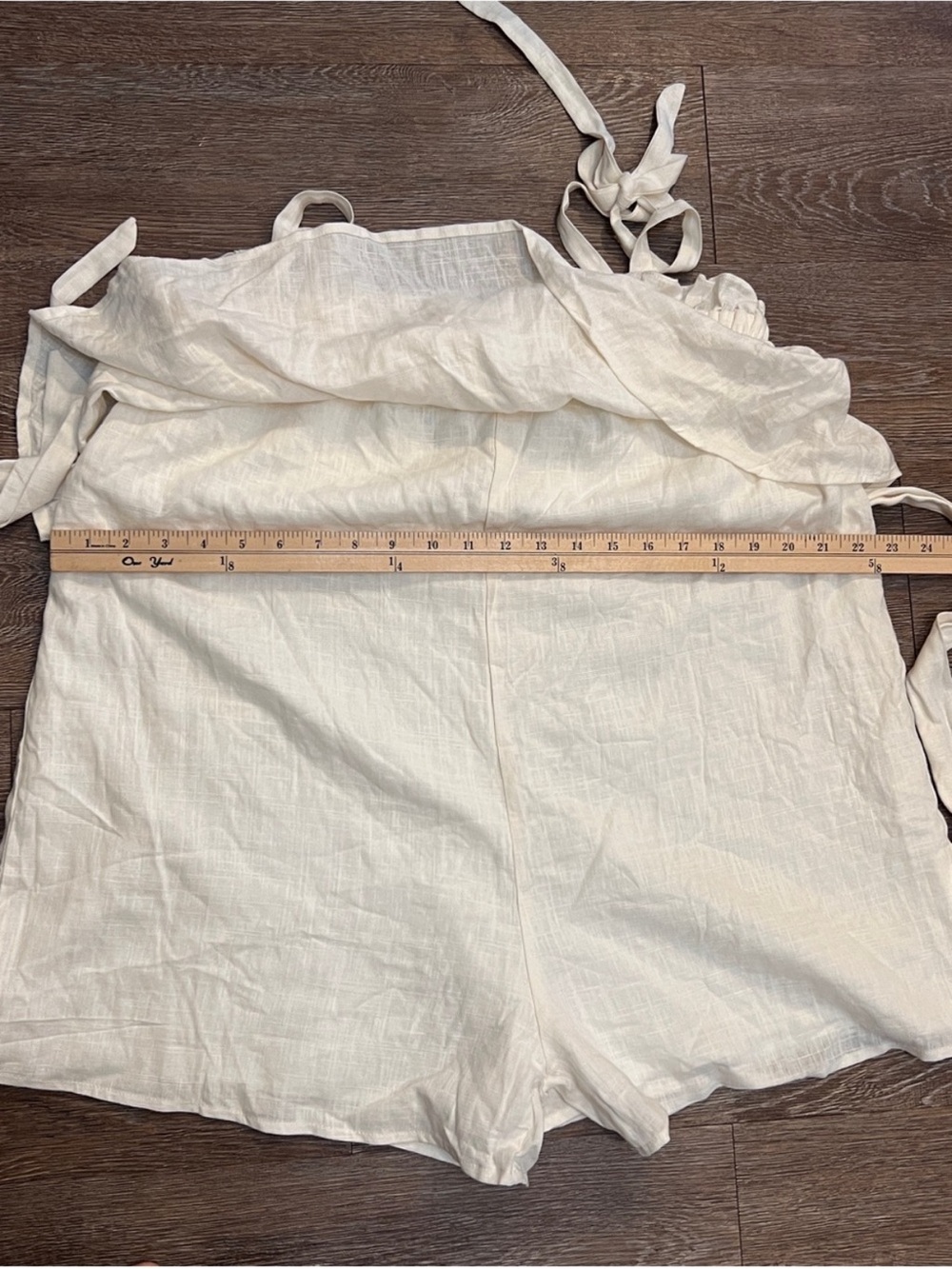 Hello Molly Ruffle Romper - Picture 4 of 12